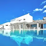 MichaelAngelo Villa
